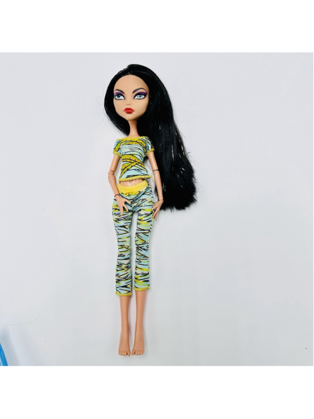 Monster High Cleo de Nile Dead Tired Doll G1 Pajamas Articulated Mattel See Read
